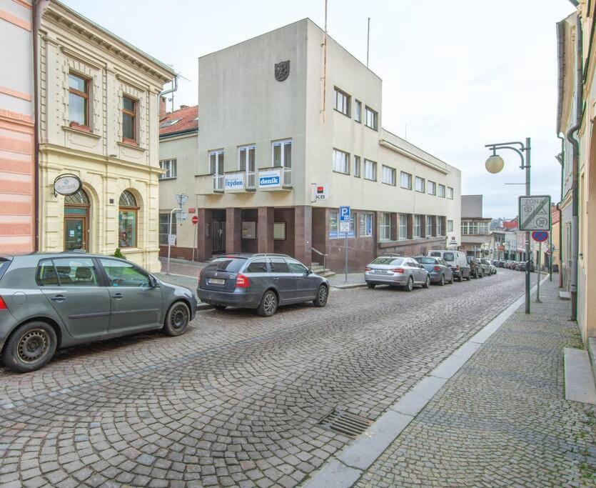 Apartment 2 In The Bank House Kutna Hora Bagian luar foto